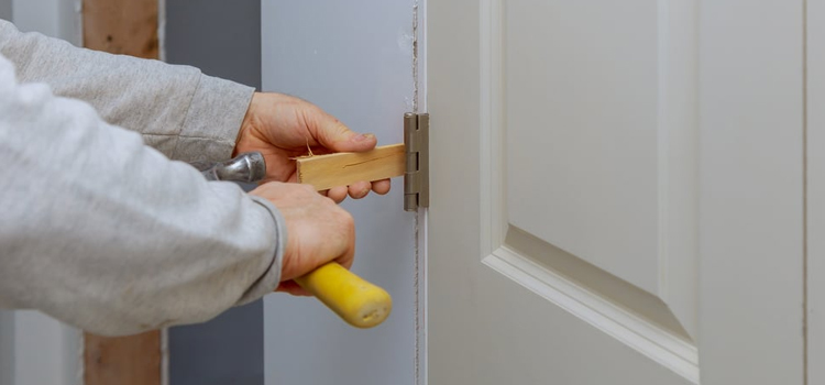 fiberglass entry door repair in View Park-Windsor Hills